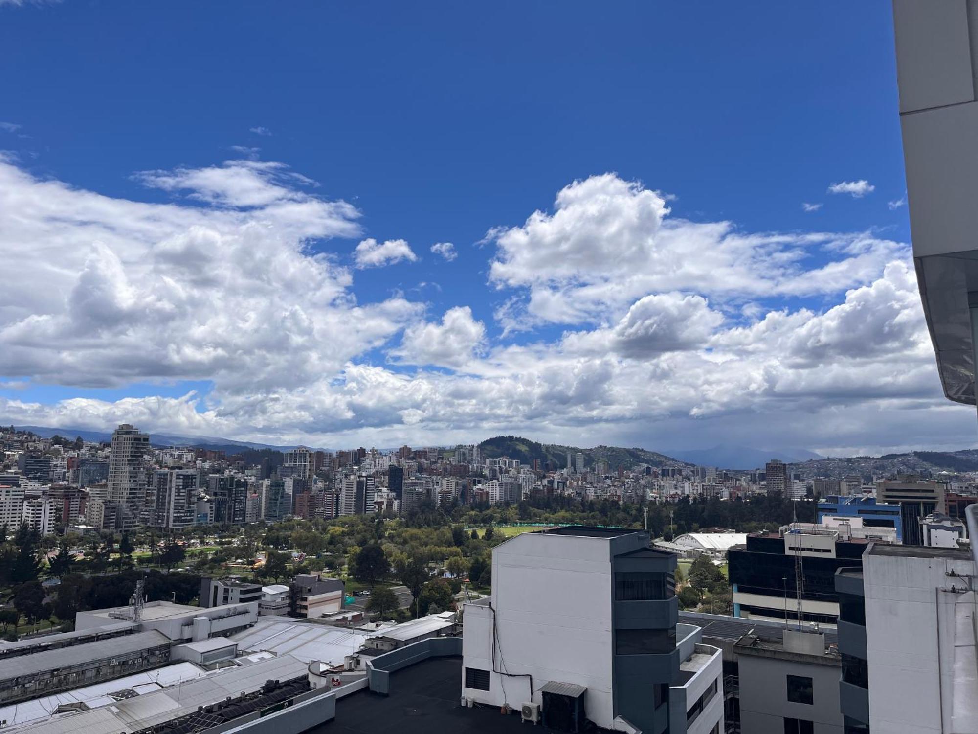 Suite Apartameto 1606 Espectacular Vista La Carolina, Piso 16 One - 키토 외부 사진