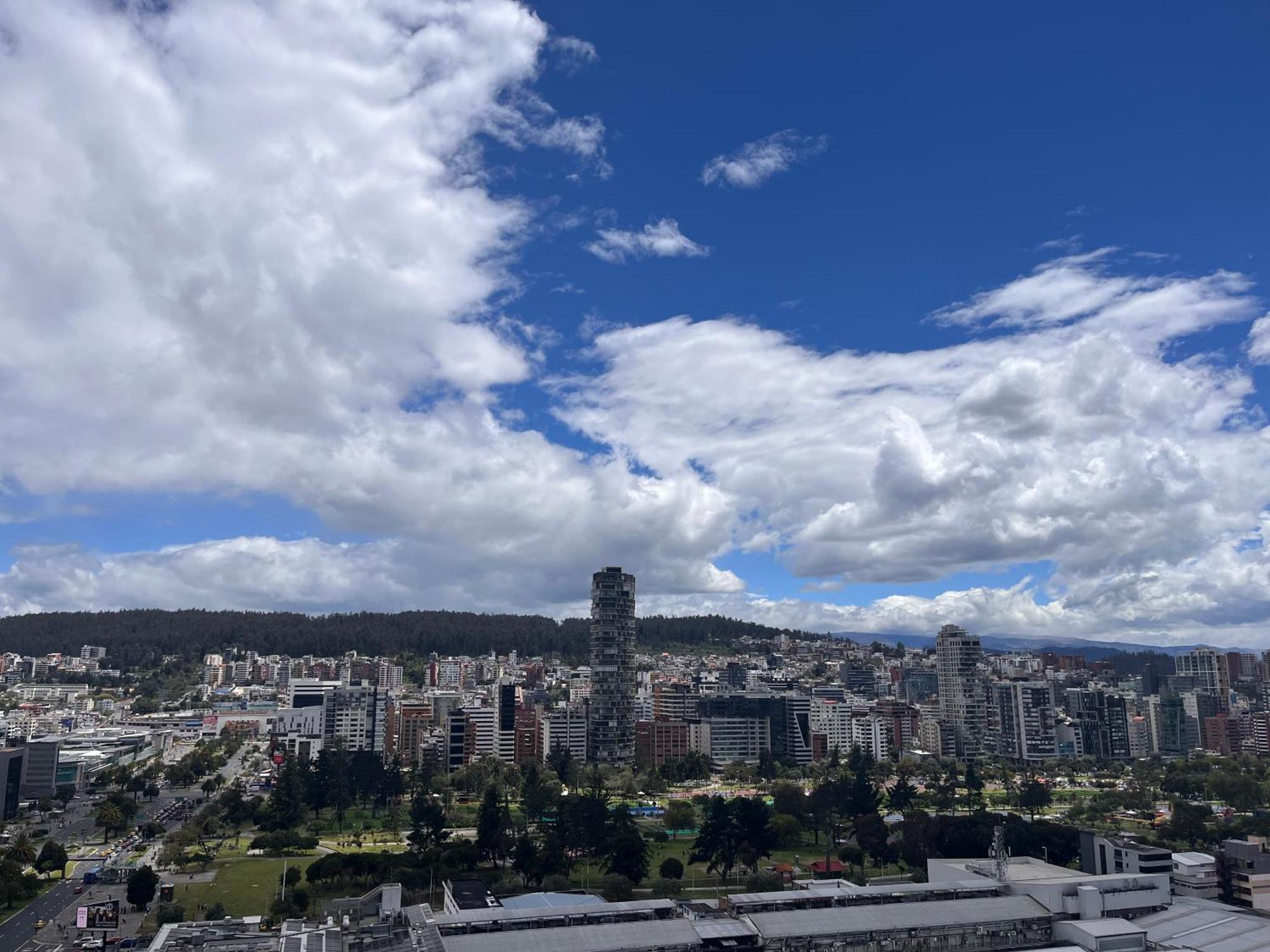 Suite Apartameto 1606 Espectacular Vista La Carolina, Piso 16 One - 키토 외부 사진